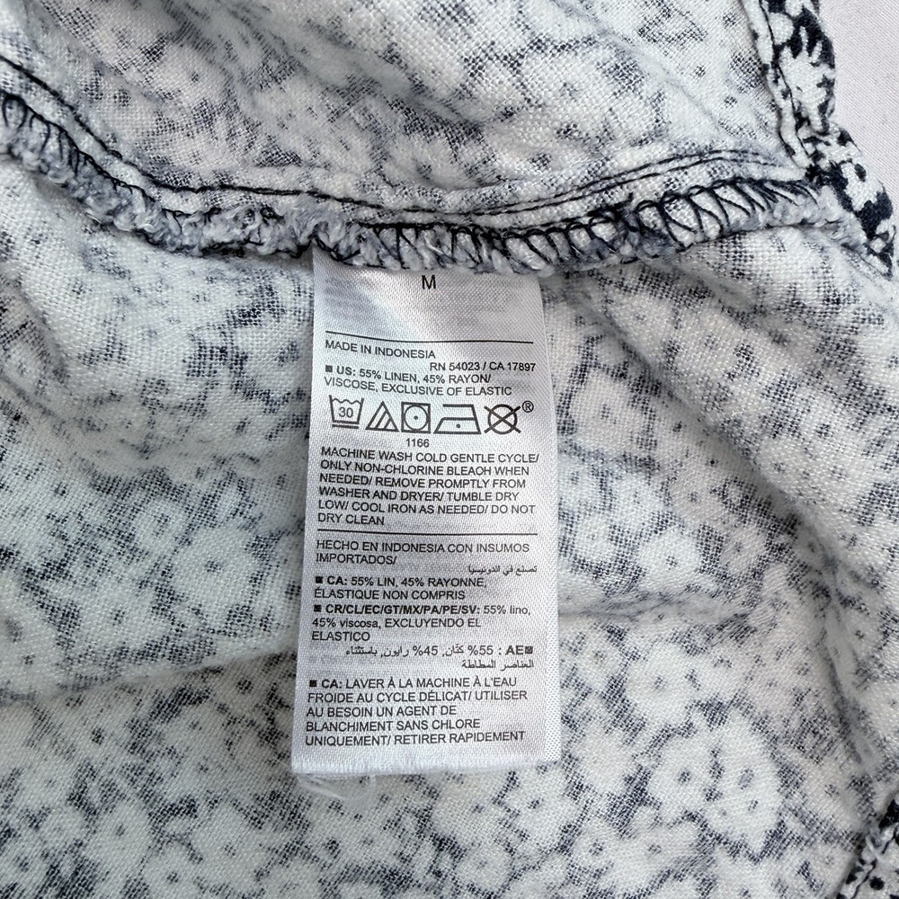 Old Navy Women Linen Sun Dress Sz M Blue MicroFloral Ditsy Smocked Cottage Twee - Picture 6 of 7